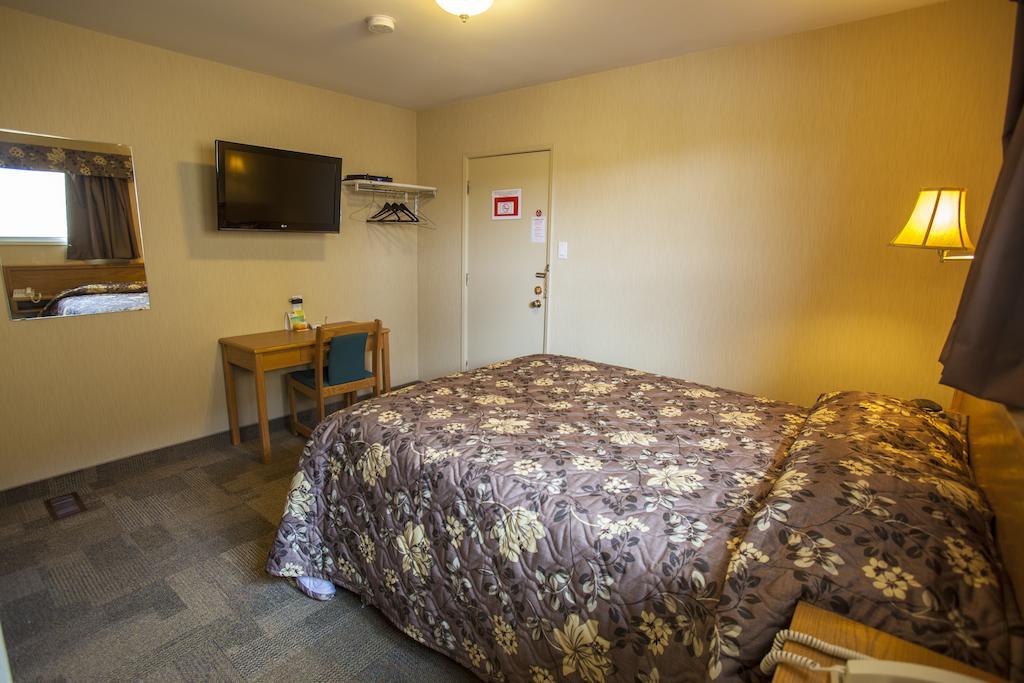 Lake-Vu Motel Кенора Екстер'єр фото